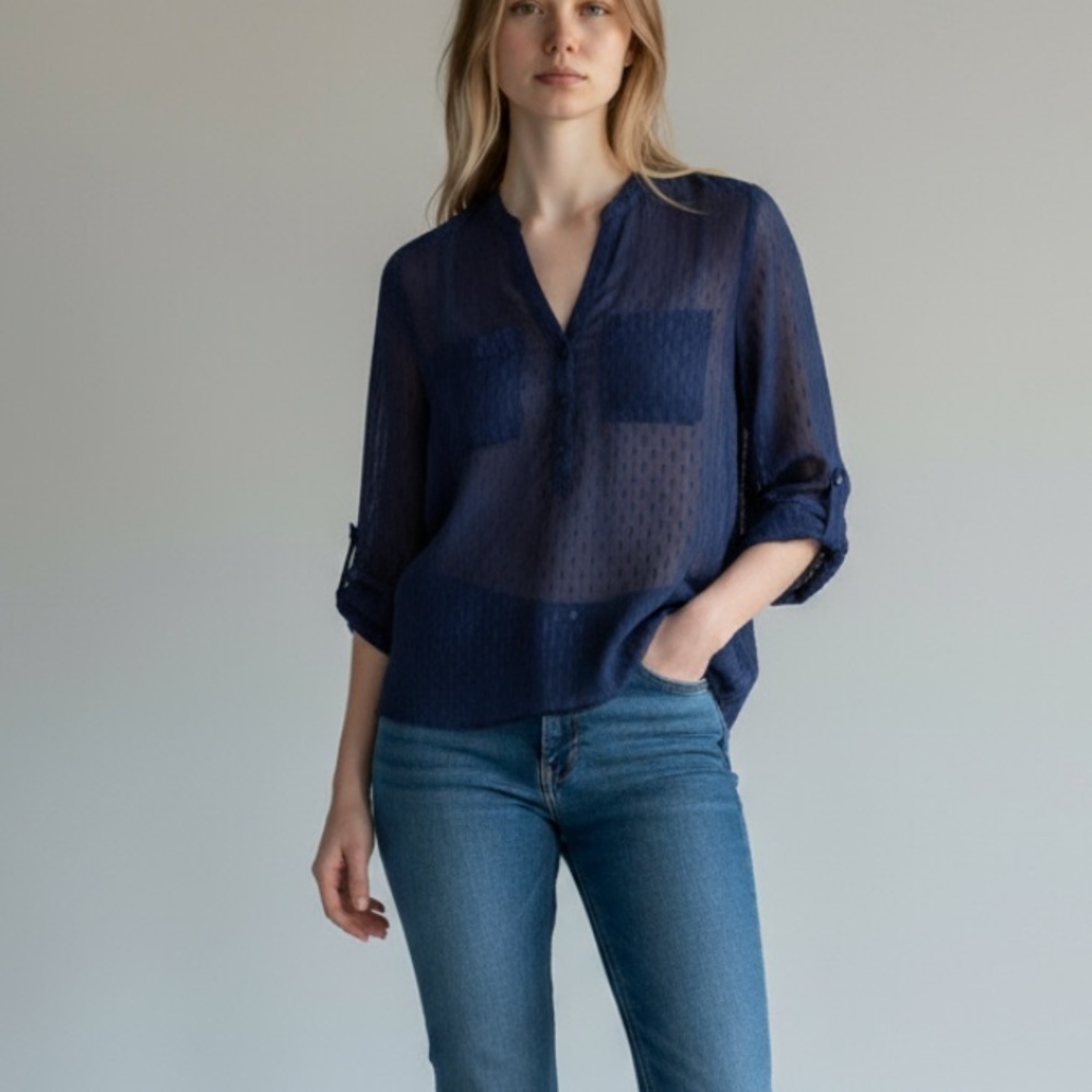 ~ Moving Sale NEW Gap Navy Blue Sheer Textured Blouse Size S
